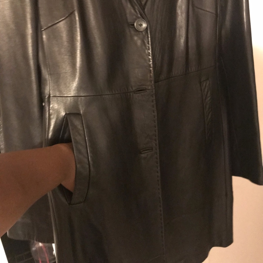 100% Genuine Leather
